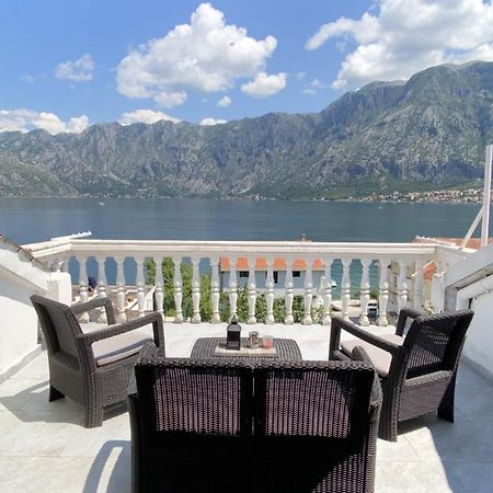 Lux Boka Sea View Apartment Cattaro Esterno foto